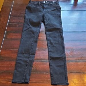 Old Navy Women's Black Skinny Jeans